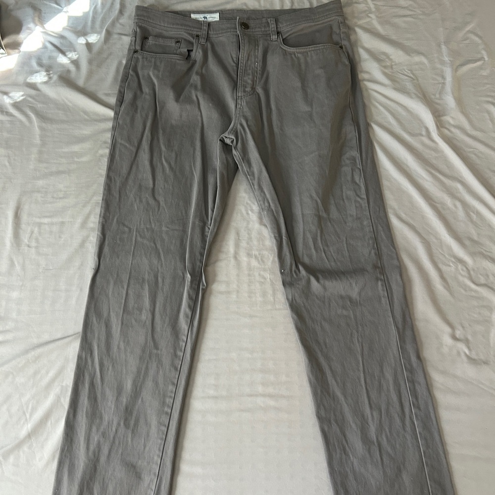 Brown onward reserve khaki pants men’s 34/32